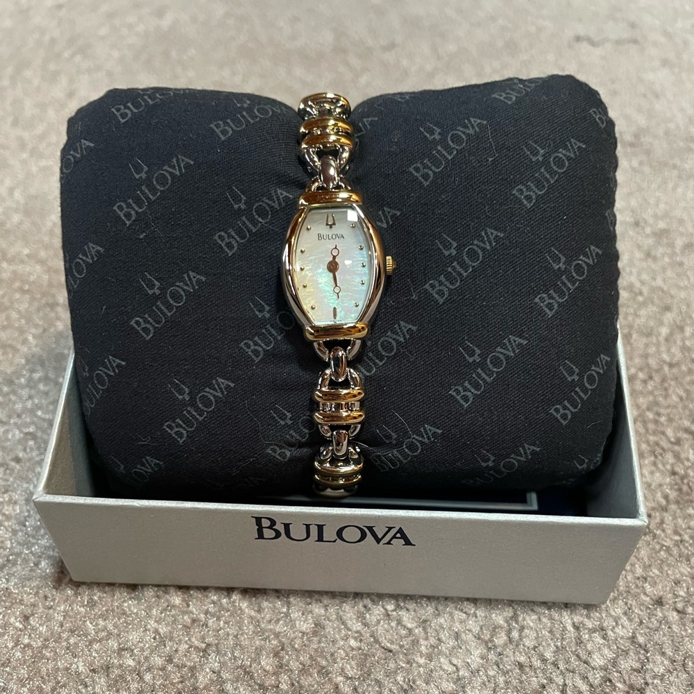 Bulova 98V19 White Mother of Pearl Dial Cold & Silver Tone Band Ladies Watch NIB